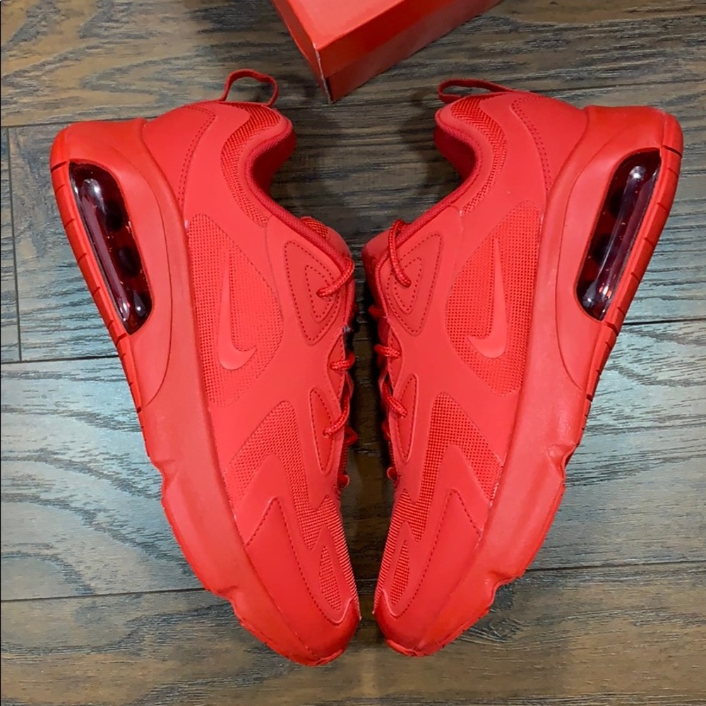 NIKE men’s AIR MAX 200 University Red - Picture 8 of 16